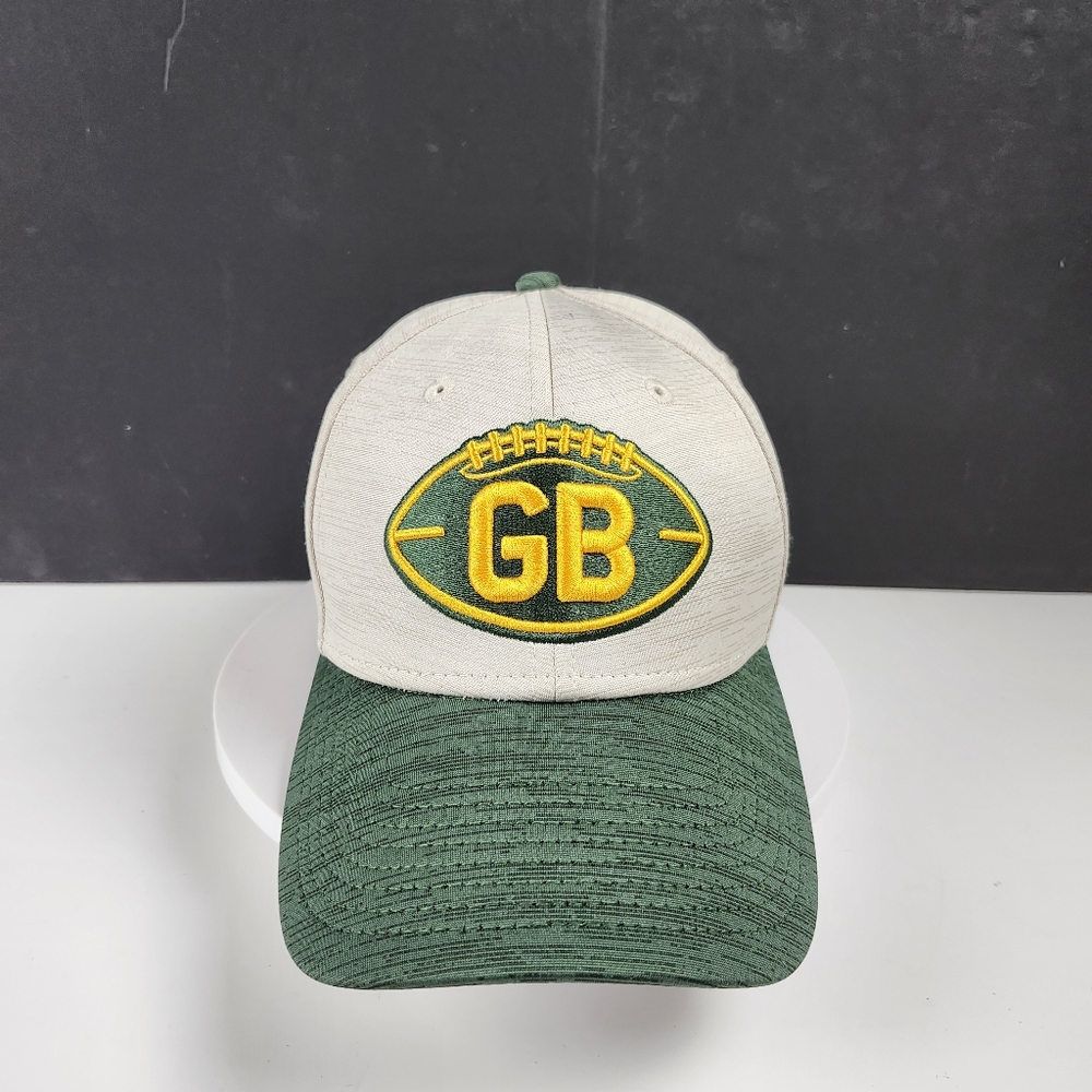 Men’s NFL Green Bay Packers Hat Cap  S/ M Fitted New Era 39Thirty Green Gray New